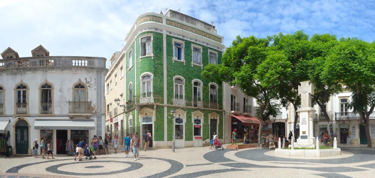 B63 - Corner Street Historic Center In Apartamento *